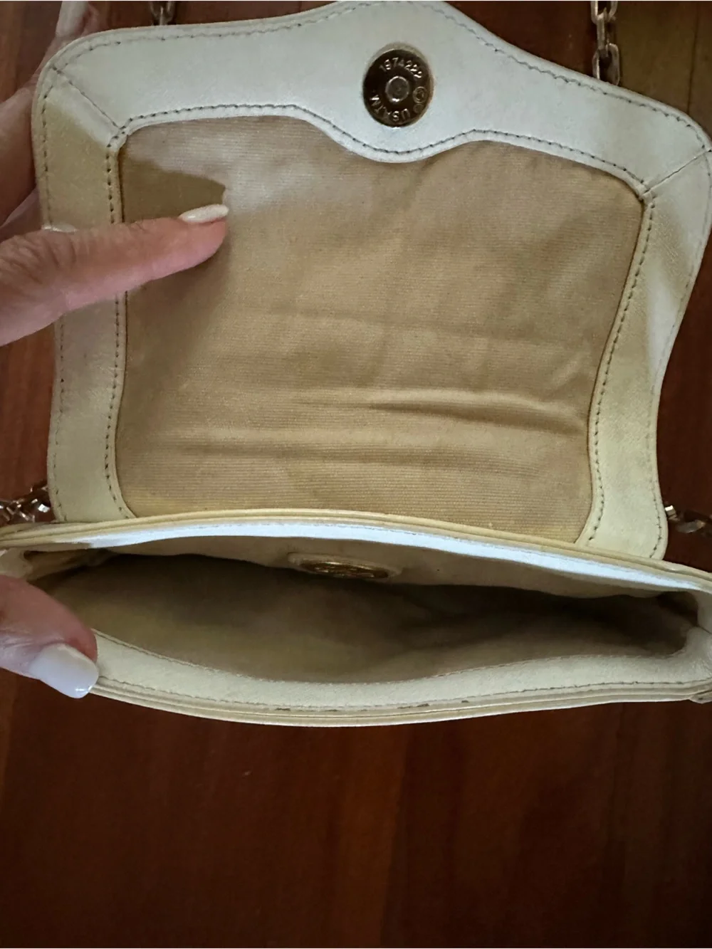 Tory Burch Cream Leather Crossbody with Gold Chain Strap